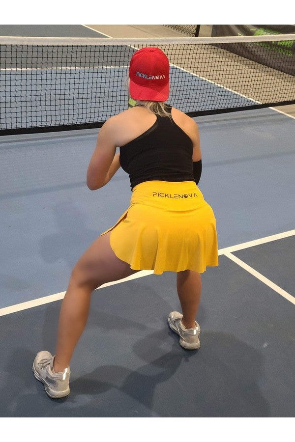 #sportwear #fitnesswear #activewearfashion #skort #tennisskirt #activewear #sportswear #skortsforthewin #pickleball #picklenova #pickleballpicklenova #cuteoutfit